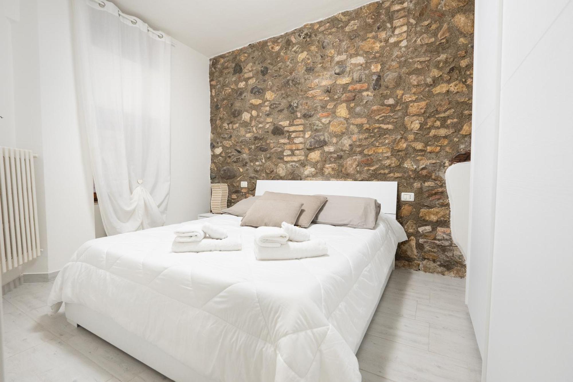C-Apartment Lake Garda Salo Luaran gambar